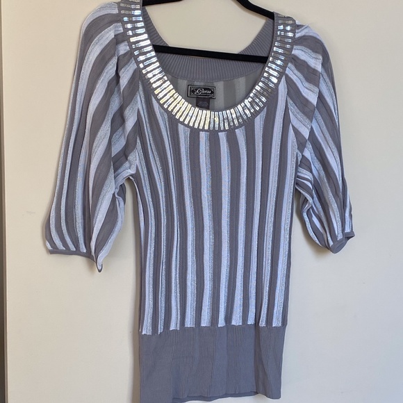 Guess short sleeve sweater - Picture 1 of 3